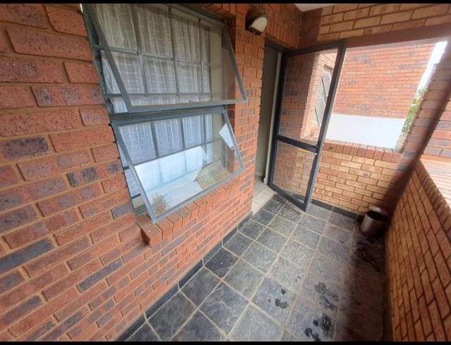 2 BEDROOM APARTMENT FOR SALE IN MONTANA TUINE